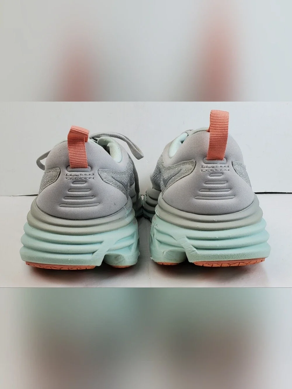 Hoka Womens Bondi 8 Stardust Aqua Breeze Running Shoes READ - Size 8 - GUC